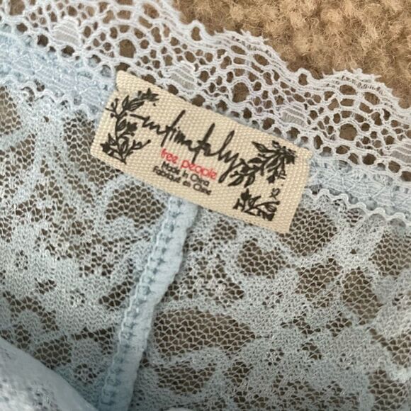 FREE PEOPLE Intimately FP Lace Bikini XS NWOT - Picture 4 of 5
